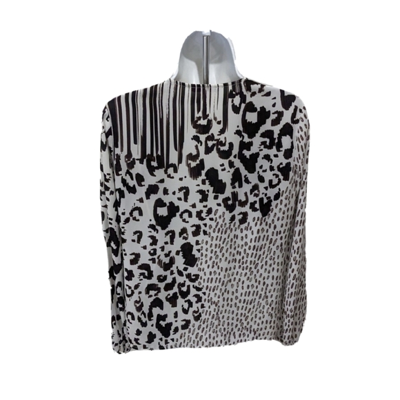 CAbi 570 Animal Skin Print Wrap Top Long Sleeve XS Blouse - Picture 5 of 11
